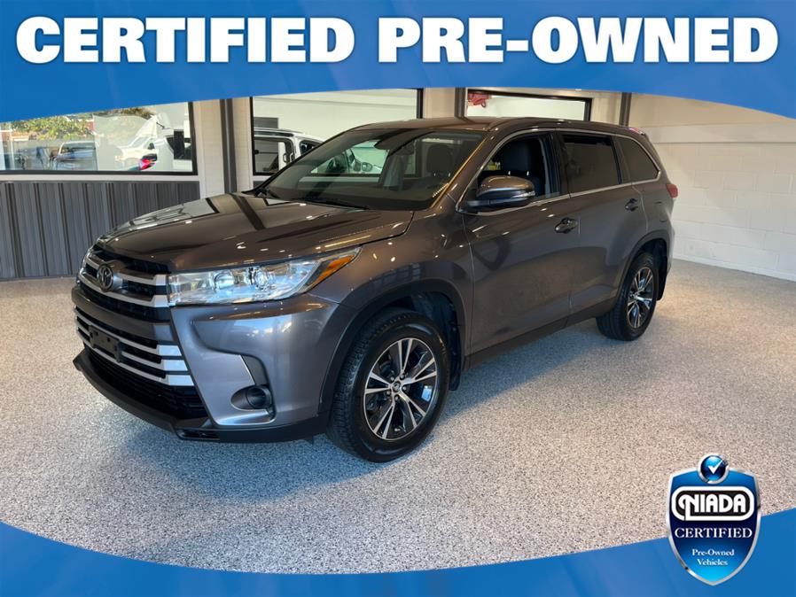 2019 Toyota Highlander LE V6 AWD (Natl), available for sale in Huntington Station, New York | Connection Auto Sales Inc.. Huntington Station, New York 2019 Toyota Highlander LE V6 AWD (Natl), available for sale in Huntington Station, New York | Connection Auto Sales Inc.. Huntington Station, New York