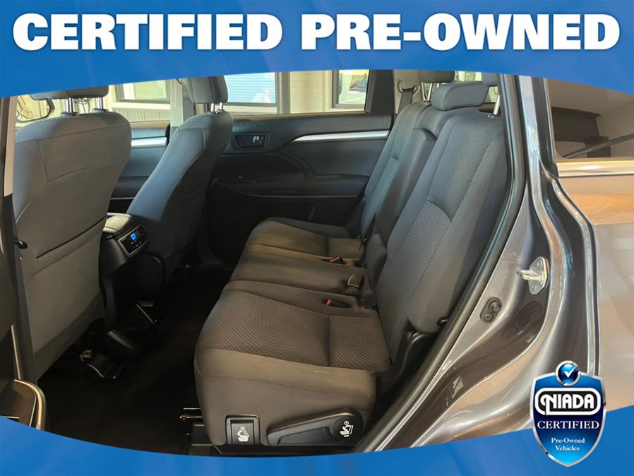 2019 Toyota Highlander LE V6 AWD (Natl), available for sale in Huntington Station, New York | Connection Auto Sales Inc.. Huntington Station, New York 2019 Toyota Highlander LE V6 AWD (Natl), available for sale in Huntington Station, New York | Connection Auto Sales Inc.. Huntington Station, New York