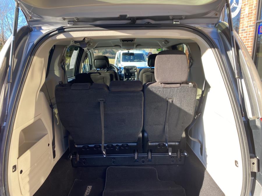 2014 Dodge Grand Caravan 4dr Wgn SE, available for sale in Middletown, Connecticut | Newfield Auto Sales. Middletown, Connecticut 2014 Dodge Grand Caravan 4dr Wgn SE, available for sale in Middletown, Connecticut | Newfield Auto Sales. Middletown, Connecticut