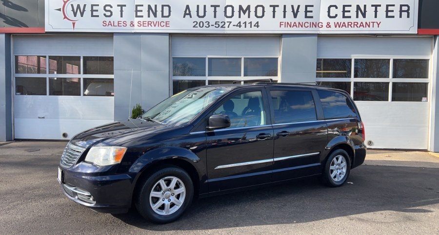 Used Chrysler Town & Country 4dr Wgn Touring 2011 | West End Automotive Center. Waterbury, Connecticut
