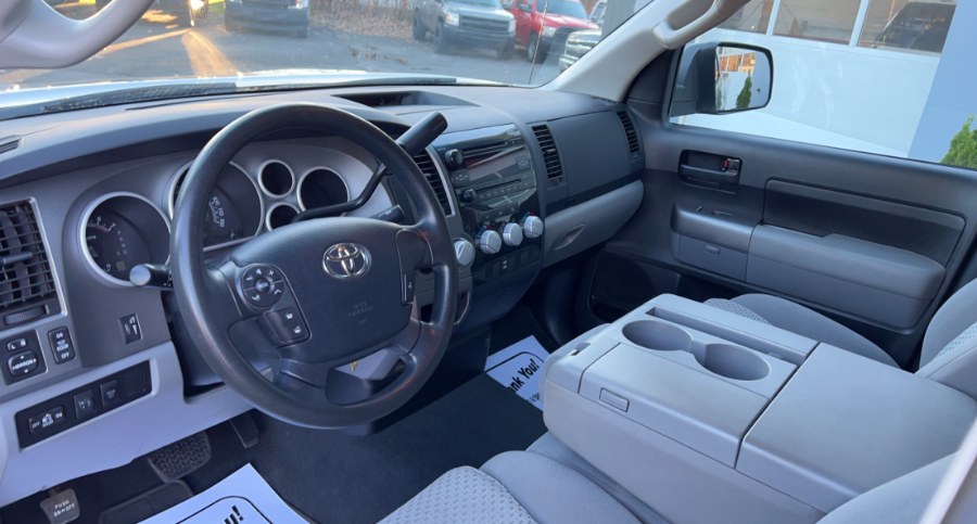 2013 Toyota Tundra 4WD Truck Double Cab 4.6L V8 6-Spd AT (Natl), available for sale in Waterbury, Connecticut | West End Automotive Center. Waterbury, Connecticut 2013 Toyota Tundra 4WD Truck Double Cab 4.6L V8 6-Spd AT (Natl), available for sale in Waterbury, Connecticut | West End Automotive Center. Waterbury, Connecticut