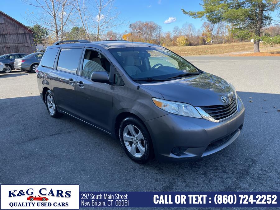 Used Toyota Sienna 5dr 7-Pass Van V6 LE AAS FWD (Natl) 2011 | K and G Cars . New Britain, Connecticut Used Toyota Sienna 5dr 7-Pass Van V6 LE AAS FWD (Natl) 2011 | K and G Cars . New Britain, Connecticut