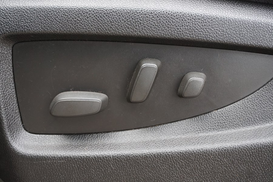 Used GMC Sierra 1500 4WD Crew Cab 143.5" SLE 2014 | Searsport Motor Company. Searsport, Maine Used GMC Sierra 1500 4WD Crew Cab 143.5" SLE 2014 | Searsport Motor Company. Searsport, Maine