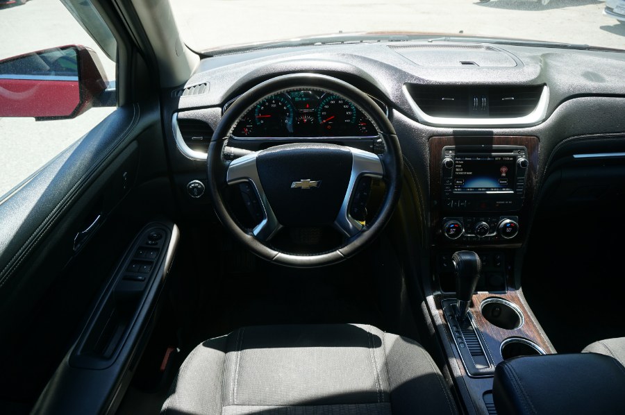 Used Chevrolet Traverse AWD 4dr LT w/2LT 2016 | Searsport Motor Company. Searsport, Maine Used Chevrolet Traverse AWD 4dr LT w/2LT 2016 | Searsport Motor Company. Searsport, Maine