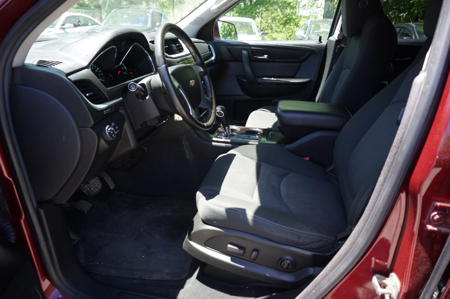 Used Chevrolet Traverse AWD 4dr LT w/2LT 2016 | Searsport Motor Company. Searsport, Maine Used Chevrolet Traverse AWD 4dr LT w/2LT 2016 | Searsport Motor Company. Searsport, Maine
