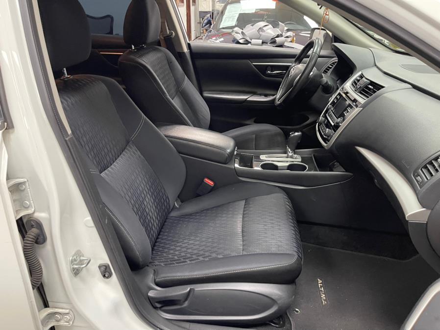 Used Nissan Altima 2.5 SV Sedan 2018 | 5 Towns Drive. Inwood, New York Used Nissan Altima 2.5 SV Sedan 2018 | 5 Towns Drive. Inwood, New York