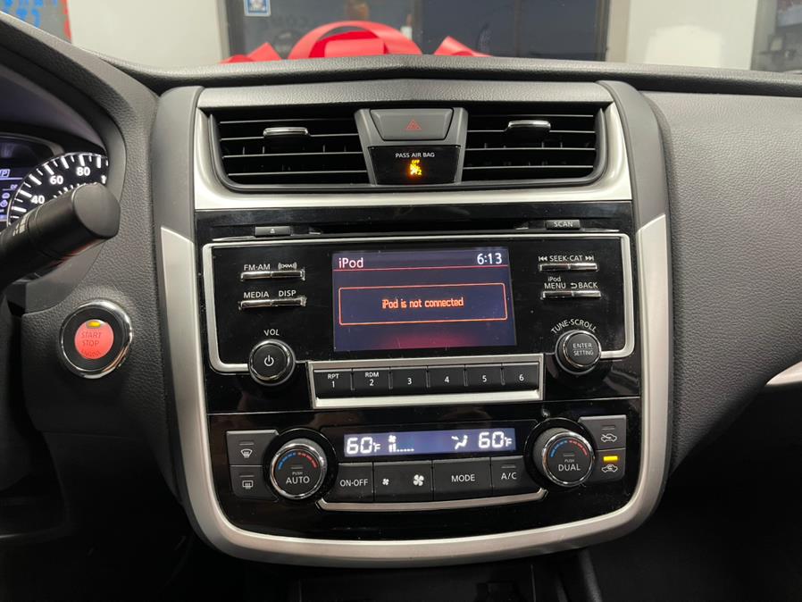 Used Nissan Altima 2.5 SV Sedan 2018 | 5 Towns Drive. Inwood, New York Used Nissan Altima 2.5 SV Sedan 2018 | 5 Towns Drive. Inwood, New York