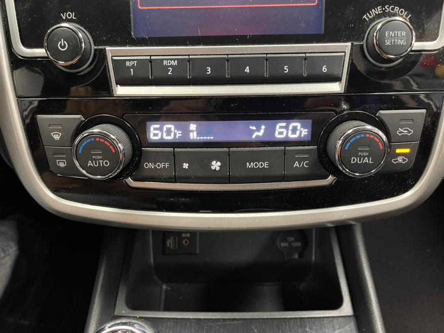 Used Nissan Altima 2.5 SV Sedan 2018 | 5 Towns Drive. Inwood, New York Used Nissan Altima 2.5 SV Sedan 2018 | 5 Towns Drive. Inwood, New York
