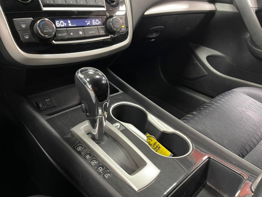 Used Nissan Altima 2.5 SV Sedan 2018 | 5 Towns Drive. Inwood, New York Used Nissan Altima 2.5 SV Sedan 2018 | 5 Towns Drive. Inwood, New York