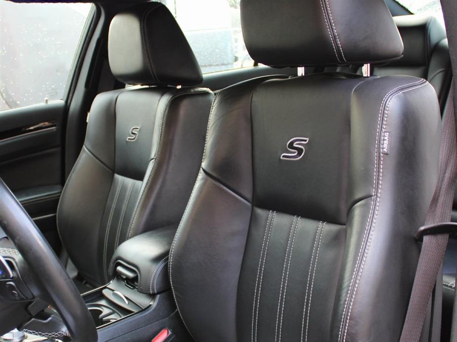 Used Chrysler 300 S 2020 | Auto Expo Ent Inc.. Great Neck, New York Used Chrysler 300 S 2020 | Auto Expo Ent Inc.. Great Neck, New York