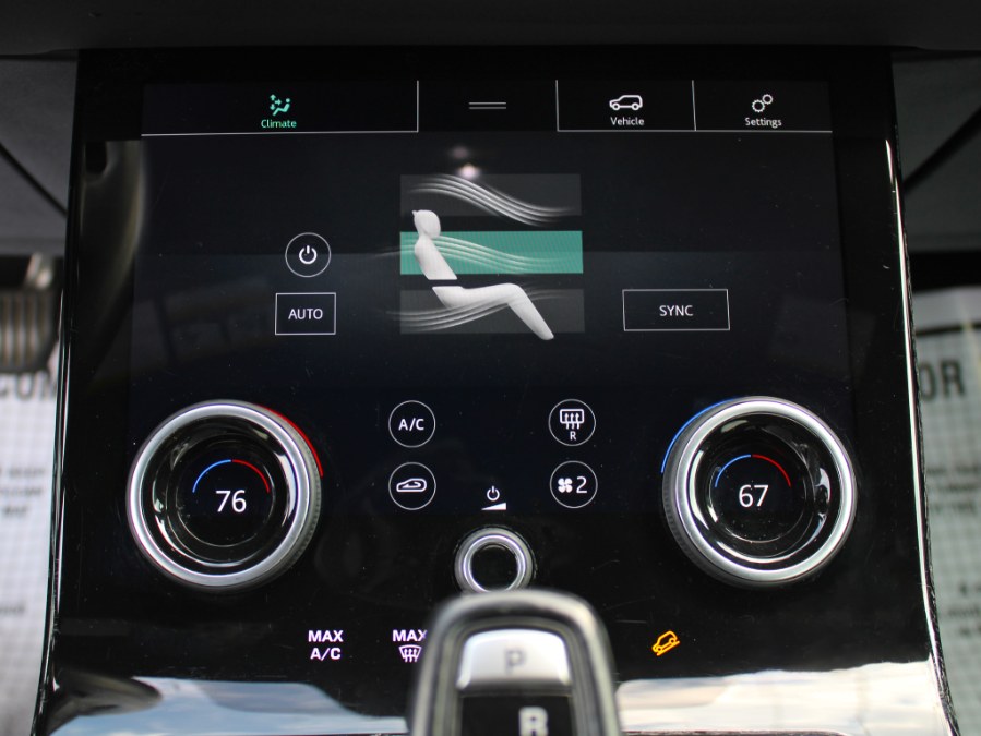 Used Land Rover Range Rover Evoque SE 2020 | Auto Expo Ent Inc.. Great Neck, New York Used Land Rover Range Rover Evoque SE 2020 | Auto Expo Ent Inc.. Great Neck, New York