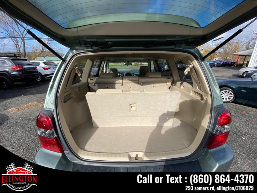 2007 Toyota Highlander 2WD 4dr V6 w/3rd Row (Natl), available for sale in Ellington, Connecticut | Ellington Automotive LLC. Ellington, Connecticut 2007 Toyota Highlander 2WD 4dr V6 w/3rd Row (Natl), available for sale in Ellington, Connecticut | Ellington Automotive LLC. Ellington, Connecticut