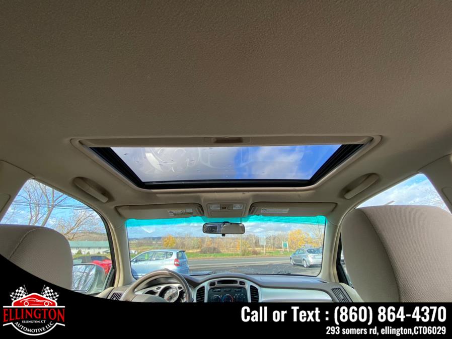 2007 Toyota Highlander 2WD 4dr V6 w/3rd Row (Natl), available for sale in Ellington, Connecticut | Ellington Automotive LLC. Ellington, Connecticut 2007 Toyota Highlander 2WD 4dr V6 w/3rd Row (Natl), available for sale in Ellington, Connecticut | Ellington Automotive LLC. Ellington, Connecticut