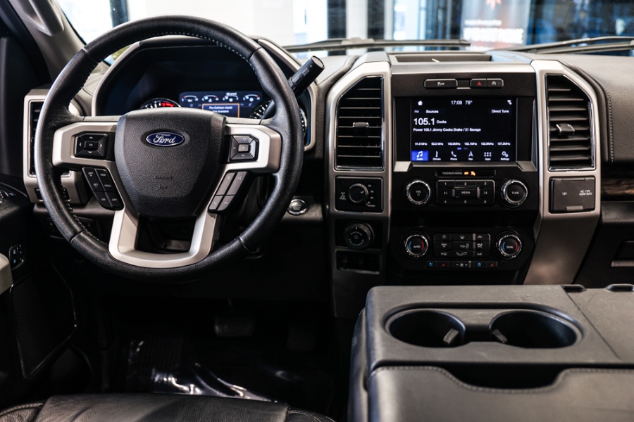 2019 Ford F-150 LARIAT 4WD SuperCrew 6.5'' Box, available for sale in ELMONT, New York | 26 Motors Long Island. ELMONT, New York 2019 Ford F-150 LARIAT 4WD SuperCrew 6.5'' Box, available for sale in ELMONT, New York | 26 Motors Long Island. ELMONT, New York