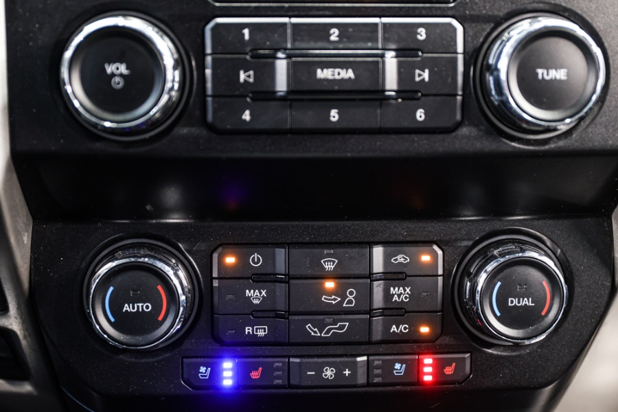 2019 Ford F-150 LARIAT 4WD SuperCrew 6.5'' Box, available for sale in ELMONT, New York | 26 Motors Long Island. ELMONT, New York 2019 Ford F-150 LARIAT 4WD SuperCrew 6.5'' Box, available for sale in ELMONT, New York | 26 Motors Long Island. ELMONT, New York