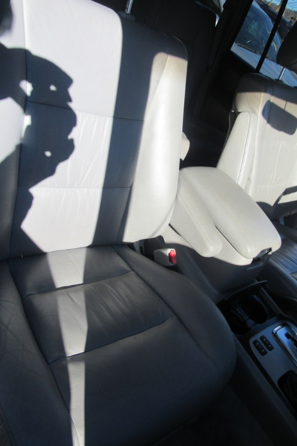 2007 Toyota Land Cruiser 4dr 4WD (Natl), available for sale in Shelton, Connecticut | Center Motorsports LLC. Shelton, Connecticut 2007 Toyota Land Cruiser 4dr 4WD (Natl), available for sale in Shelton, Connecticut | Center Motorsports LLC. Shelton, Connecticut