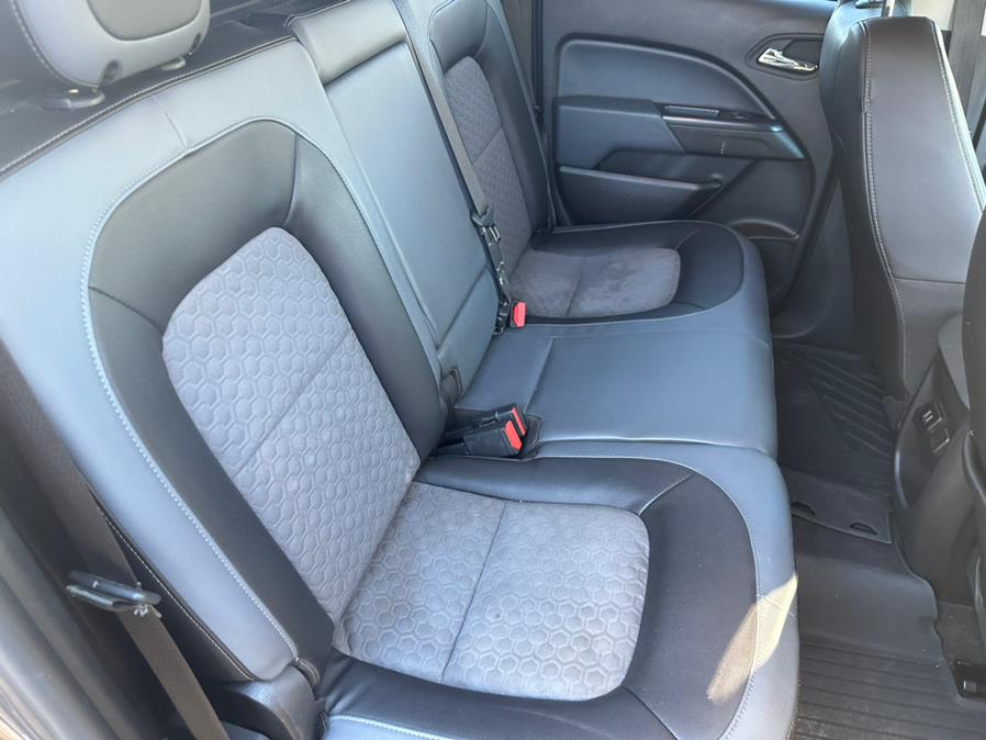 Used Chevrolet Colorado 4WD Crew Cab 140.5" Z71 2015 | CT Auto. Bridgeport, Connecticut Used Chevrolet Colorado 4WD Crew Cab 140.5" Z71 2015 | CT Auto. Bridgeport, Connecticut