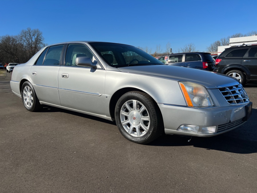 Used Cadillac DTS 4dr Sdn w/1SC 2008 | Marsh Auto Sales LLC. Ortonville, Michigan Used Cadillac DTS 4dr Sdn w/1SC 2008 | Marsh Auto Sales LLC. Ortonville, Michigan