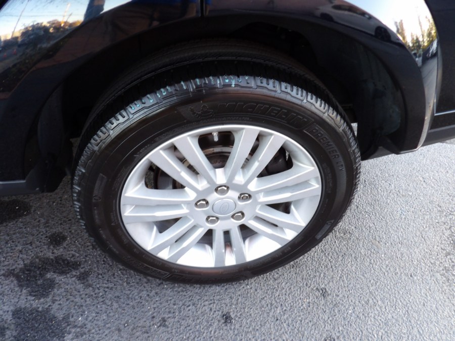 2014 Land Rover LR4 4WD 4dr LUX, available for sale in Massapequa, New York | South Shore Auto Brokers & Sales. Massapequa, New York 2014 Land Rover LR4 4WD 4dr LUX, available for sale in Massapequa, New York | South Shore Auto Brokers & Sales. Massapequa, New York
