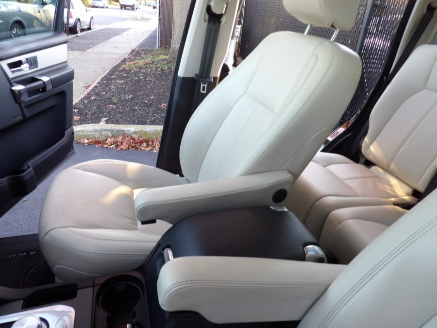 2014 Land Rover LR4 4WD 4dr LUX, available for sale in Massapequa, New York | South Shore Auto Brokers & Sales. Massapequa, New York 2014 Land Rover LR4 4WD 4dr LUX, available for sale in Massapequa, New York | South Shore Auto Brokers & Sales. Massapequa, New York