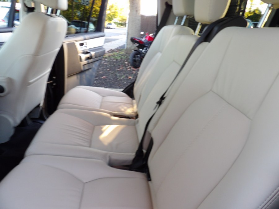 2014 Land Rover LR4 4WD 4dr LUX, available for sale in Massapequa, New York | South Shore Auto Brokers & Sales. Massapequa, New York 2014 Land Rover LR4 4WD 4dr LUX, available for sale in Massapequa, New York | South Shore Auto Brokers & Sales. Massapequa, New York