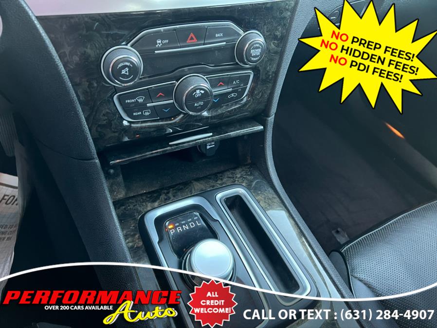 2016 Chrysler 300 4dr Sdn 300C RWD, available for sale in Bohemia, New York | Performance Auto Inc. Bohemia, New York 2016 Chrysler 300 4dr Sdn 300C RWD, available for sale in Bohemia, New York | Performance Auto Inc. Bohemia, New York