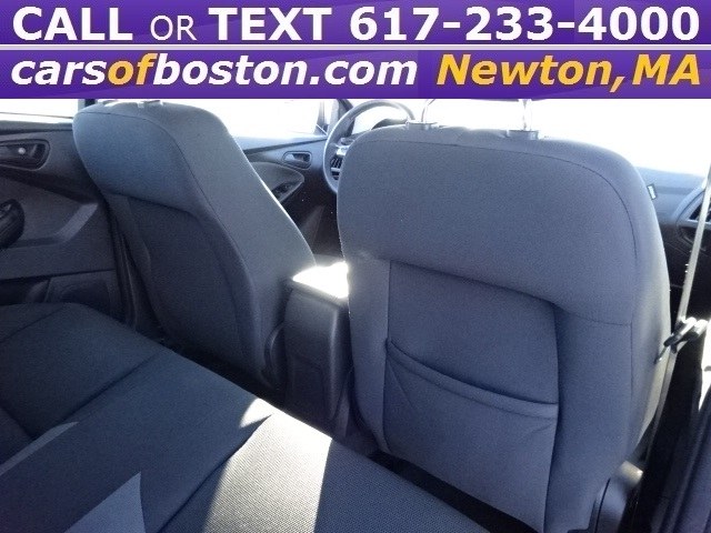 2012 Ford Focus 4dr Sdn SE, available for sale in Newton, Massachusetts | Cars of Boston. Newton, Massachusetts 2012 Ford Focus 4dr Sdn SE, available for sale in Newton, Massachusetts | Cars of Boston. Newton, Massachusetts