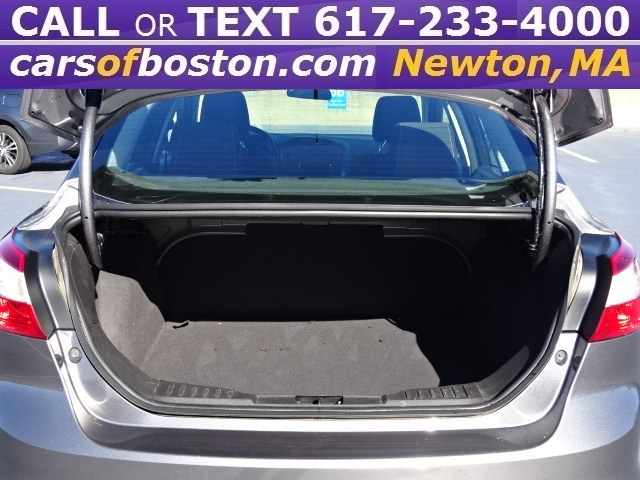 2012 Ford Focus 4dr Sdn SE, available for sale in Newton, Massachusetts | Cars of Boston. Newton, Massachusetts 2012 Ford Focus 4dr Sdn SE, available for sale in Newton, Massachusetts | Cars of Boston. Newton, Massachusetts