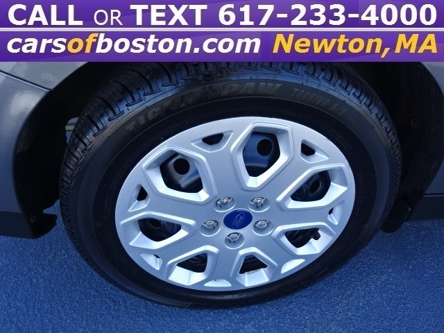 2012 Ford Focus 4dr Sdn SE, available for sale in Newton, Massachusetts | Cars of Boston. Newton, Massachusetts 2012 Ford Focus 4dr Sdn SE, available for sale in Newton, Massachusetts | Cars of Boston. Newton, Massachusetts