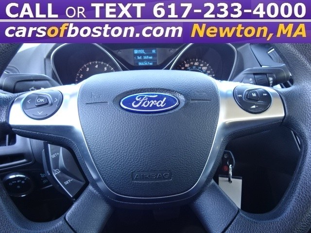 2012 Ford Focus 4dr Sdn SE, available for sale in Newton, Massachusetts | Cars of Boston. Newton, Massachusetts 2012 Ford Focus 4dr Sdn SE, available for sale in Newton, Massachusetts | Cars of Boston. Newton, Massachusetts