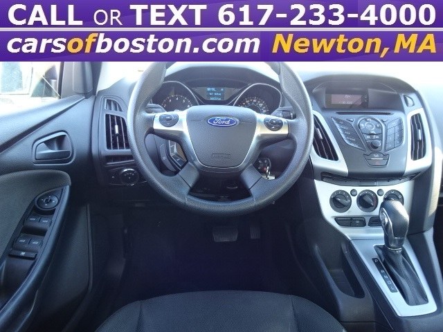 2012 Ford Focus 4dr Sdn SE, available for sale in Newton, Massachusetts | Jacob Auto Sales. Newton, Massachusetts 2012 Ford Focus 4dr Sdn SE, available for sale in Newton, Massachusetts | Jacob Auto Sales. Newton, Massachusetts