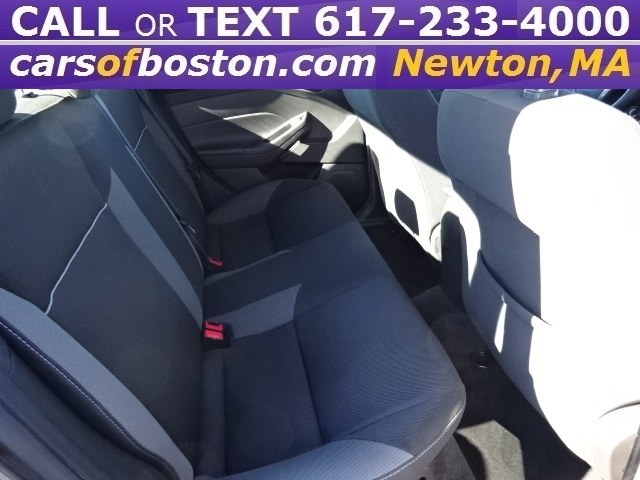 Used Ford Focus 4dr Sdn SE 2012 | Jacob Auto Sales. Newton, Massachusetts