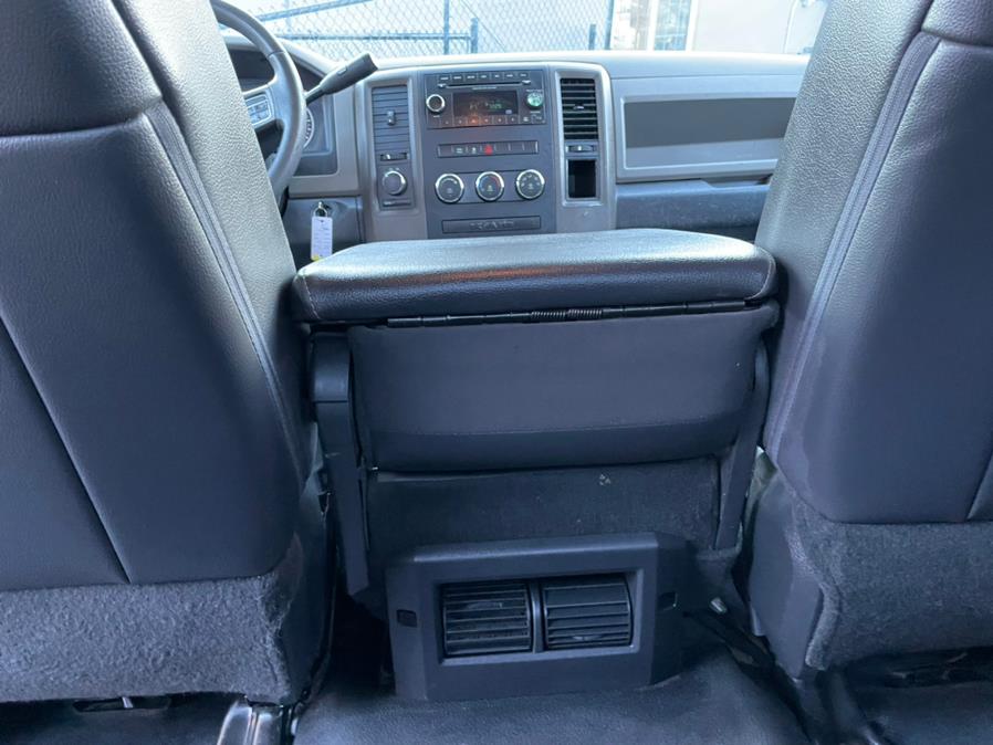 Used Ram 1500 4WD Crew Cab ST 2012 | Green Light Auto Wholesale. Daly City, California Used Ram 1500 4WD Crew Cab ST 2012 | Green Light Auto Wholesale. Daly City, California
