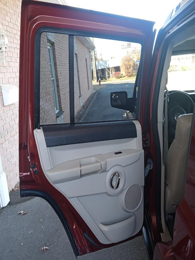 2007 Jeep Commander 4WD 4dr Limited, available for sale in New Britain, Connecticut | Supreme Automotive. New Britain, Connecticut 2007 Jeep Commander 4WD 4dr Limited, available for sale in New Britain, Connecticut | Supreme Automotive. New Britain, Connecticut
