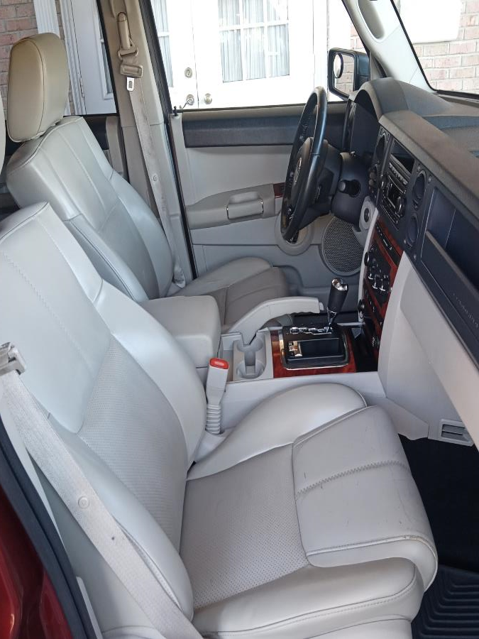 2007 Jeep Commander 4WD 4dr Limited, available for sale in New Britain, Connecticut | Supreme Automotive. New Britain, Connecticut 2007 Jeep Commander 4WD 4dr Limited, available for sale in New Britain, Connecticut | Supreme Automotive. New Britain, Connecticut
