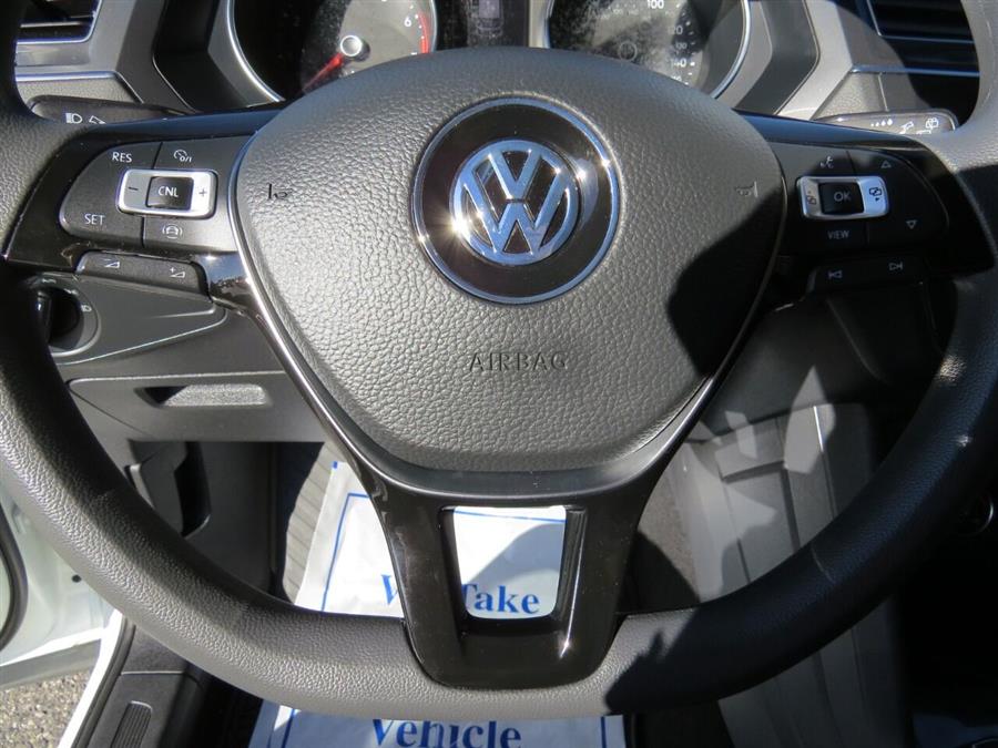 Used Volkswagen Tiguan 2.0T S 4Motion AWD 4dr SUV 2020 | Lake City Exports Inc. Auburn, Maine Used Volkswagen Tiguan 2.0T S 4Motion AWD 4dr SUV 2020 | Lake City Exports Inc. Auburn, Maine