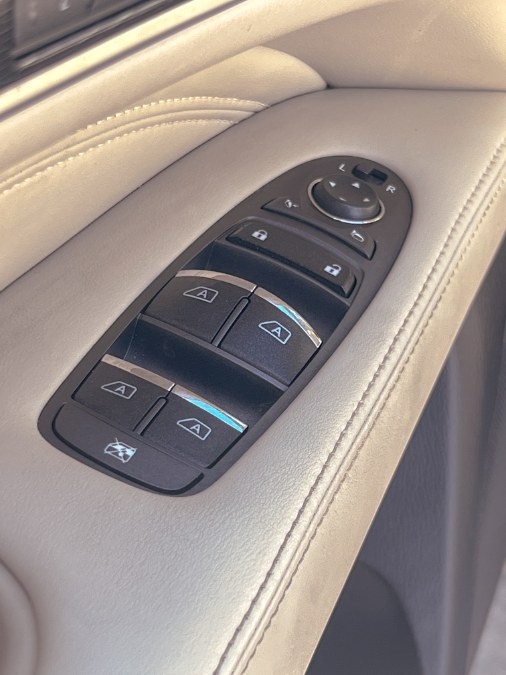 2017 Infiniti QX60 AWD, available for sale in Miami, Florida | 26 Motors Miami. Miami, Florida 2017 Infiniti QX60 AWD, available for sale in Miami, Florida | 26 Motors Miami. Miami, Florida