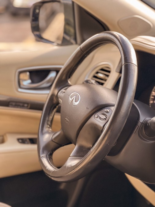 2017 Infiniti QX60 AWD, available for sale in Miami, Florida | 26 Motors Miami. Miami, Florida 2017 Infiniti QX60 AWD, available for sale in Miami, Florida | 26 Motors Miami. Miami, Florida
