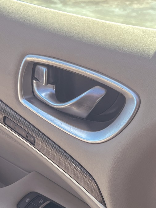 2017 Infiniti QX60 AWD, available for sale in Miami, Florida | 26 Motors Miami. Miami, Florida 2017 Infiniti QX60 AWD, available for sale in Miami, Florida | 26 Motors Miami. Miami, Florida