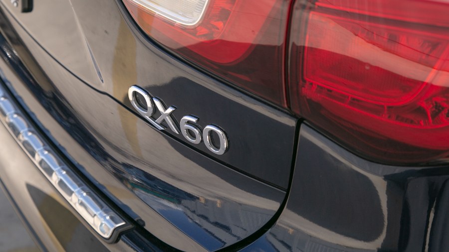 2017 Infiniti QX60 AWD, available for sale in Miami, Florida | 26 Motors Miami. Miami, Florida 2017 Infiniti QX60 AWD, available for sale in Miami, Florida | 26 Motors Miami. Miami, Florida