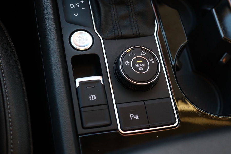 Used Volkswagen Atlas 3.6L V6 SEL 4MOTION 2019 | Hillside Auto Mall Inc.. Jamaica, New York Used Volkswagen Atlas 3.6L V6 SEL 4MOTION 2019 | Hillside Auto Mall Inc.. Jamaica, New York
