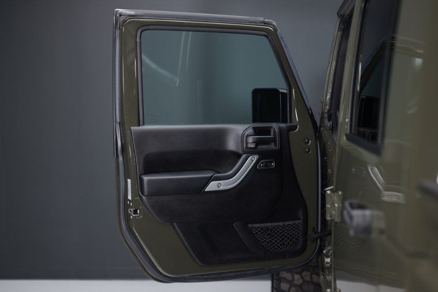 2015 Jeep Brute 4WD 4dr Rubicon, available for sale in North Salem, New York | Meccanic Shop North Inc. North Salem, New York 2015 Jeep Brute 4WD 4dr Rubicon, available for sale in North Salem, New York | Meccanic Shop North Inc. North Salem, New York