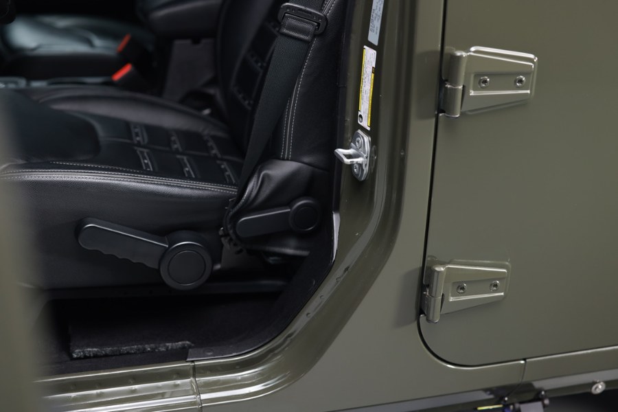 2015 Jeep Brute 4WD 4dr Rubicon, available for sale in North Salem, New York | Meccanic Shop North Inc. North Salem, New York 2015 Jeep Brute 4WD 4dr Rubicon, available for sale in North Salem, New York | Meccanic Shop North Inc. North Salem, New York