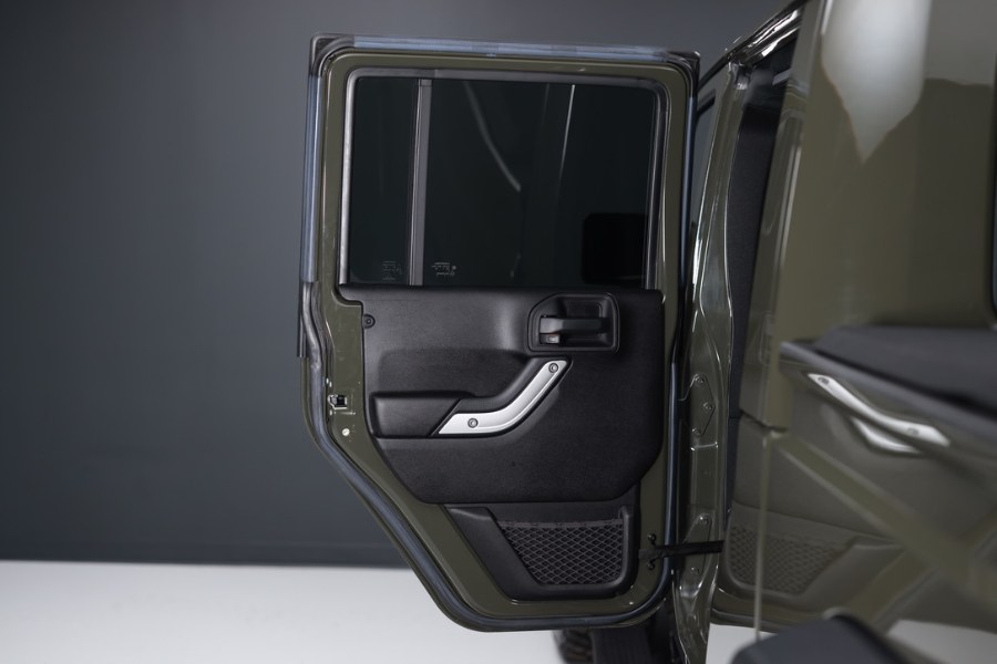 2015 Jeep Brute 4WD 4dr Rubicon, available for sale in North Salem, New York | Meccanic Shop North Inc. North Salem, New York 2015 Jeep Brute 4WD 4dr Rubicon, available for sale in North Salem, New York | Meccanic Shop North Inc. North Salem, New York