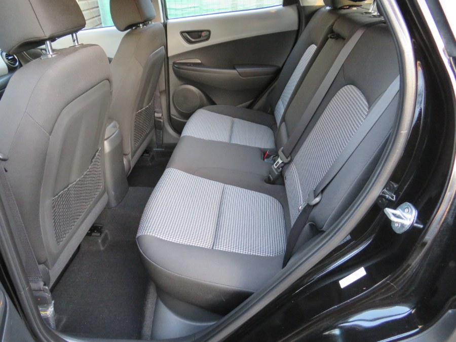 Used Hyundai Kona SE Auto 2021 | Road Masters II INC. Middle Village, New York Used Hyundai Kona SE Auto 2021 | Road Masters II INC. Middle Village, New York
