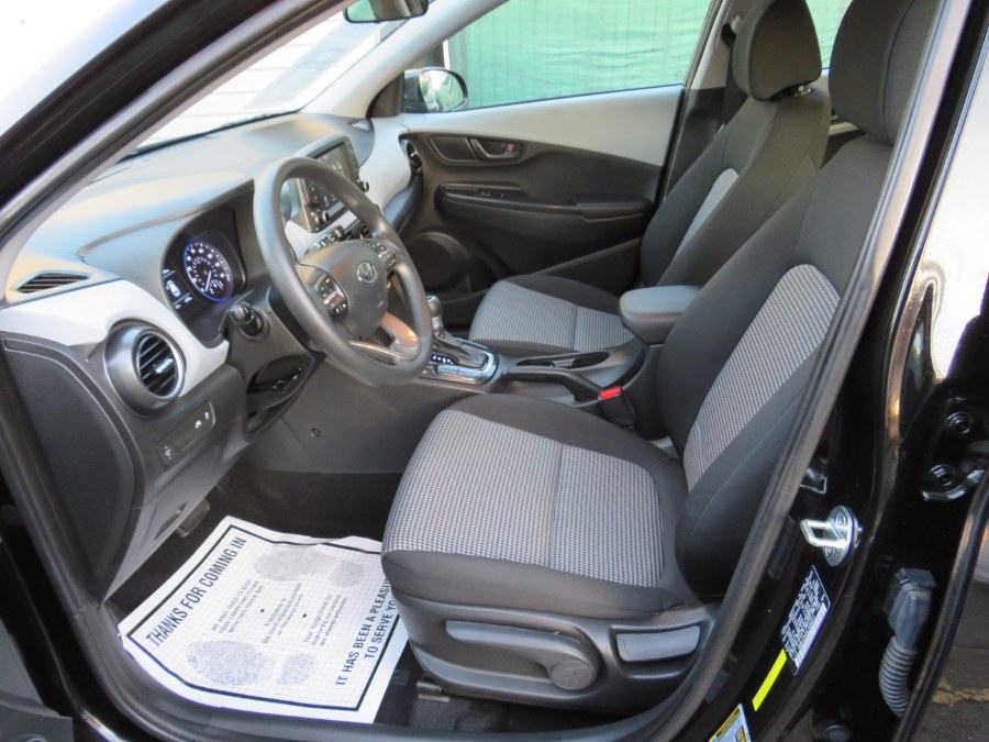 Used Hyundai Kona SE Auto 2021 | Road Masters II INC. Middle Village, New York Used Hyundai Kona SE Auto 2021 | Road Masters II INC. Middle Village, New York