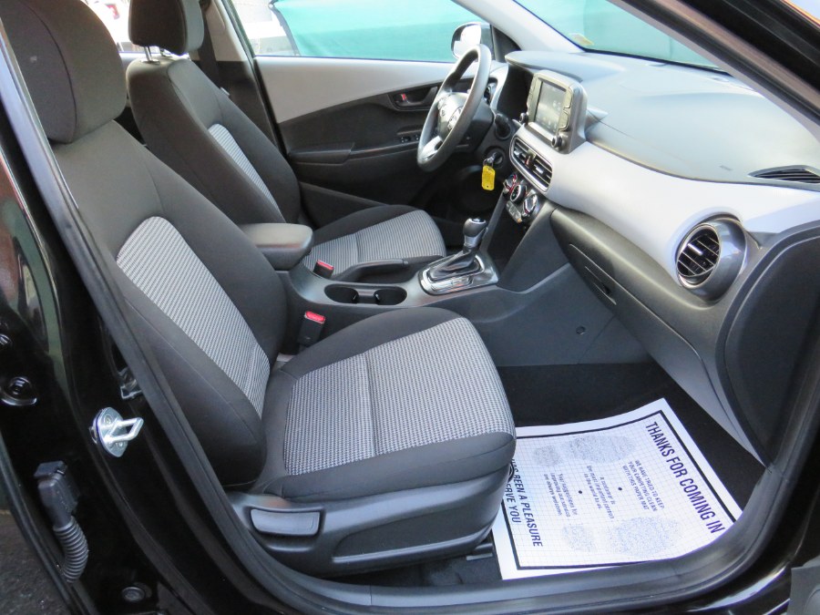 Used Hyundai Kona SE Auto 2021 | Road Masters II INC. Middle Village, New York Used Hyundai Kona SE Auto 2021 | Road Masters II INC. Middle Village, New York