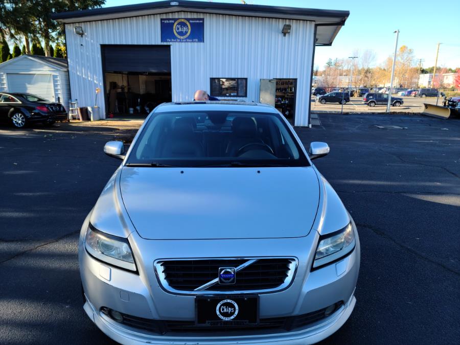 2008 Volvo S40 4dr Sdn 2.5T Auto FWD w/Snrf, available for sale in Milford, Connecticut | Chip's Auto Sales Inc. Milford, Connecticut 2008 Volvo S40 4dr Sdn 2.5T Auto FWD w/Snrf, available for sale in Milford, Connecticut | Chip's Auto Sales Inc. Milford, Connecticut