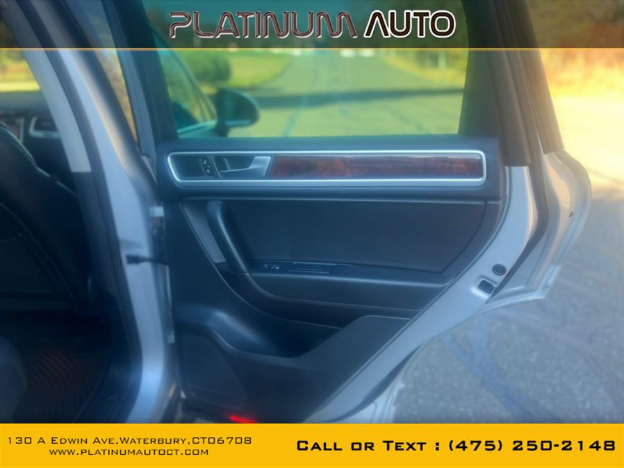 2012 Volkswagen Touareg 4dr TDI Lux, available for sale in Waterbury, Connecticut | Platinum Auto Care. Waterbury, Connecticut 2012 Volkswagen Touareg 4dr TDI Lux, available for sale in Waterbury, Connecticut | Platinum Auto Care. Waterbury, Connecticut