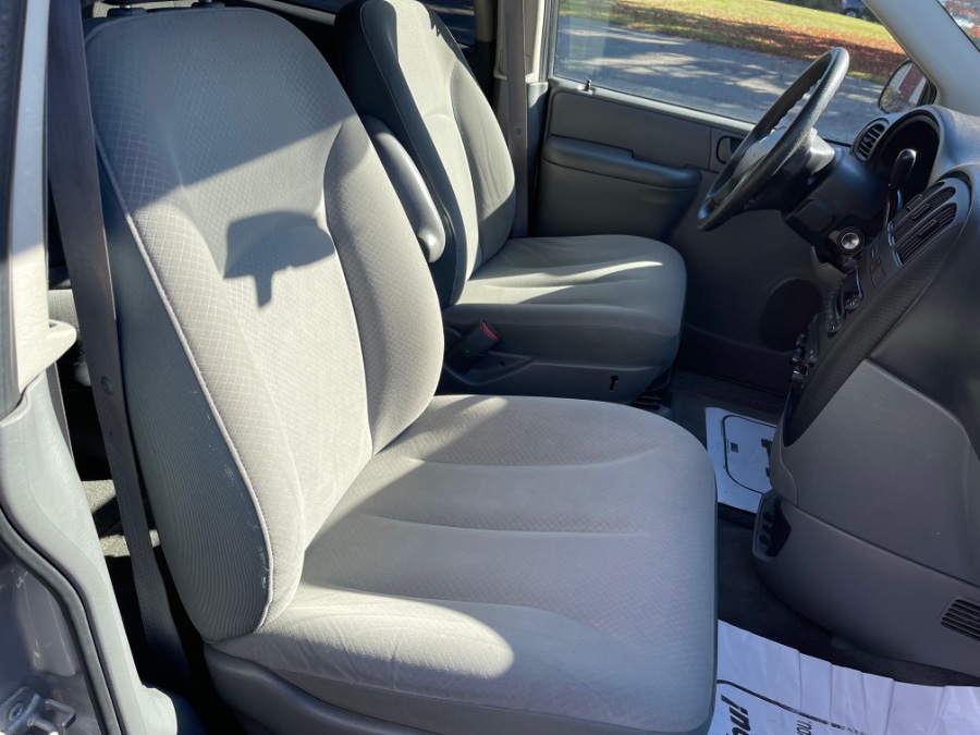 2007 Dodge Caravan 4dr Wgn SE *Ltd Avail*, available for sale in Plainville, Connecticut | Farmington Auto Park LLC. Plainville, Connecticut 2007 Dodge Caravan 4dr Wgn SE *Ltd Avail*, available for sale in Plainville, Connecticut | Farmington Auto Park LLC. Plainville, Connecticut